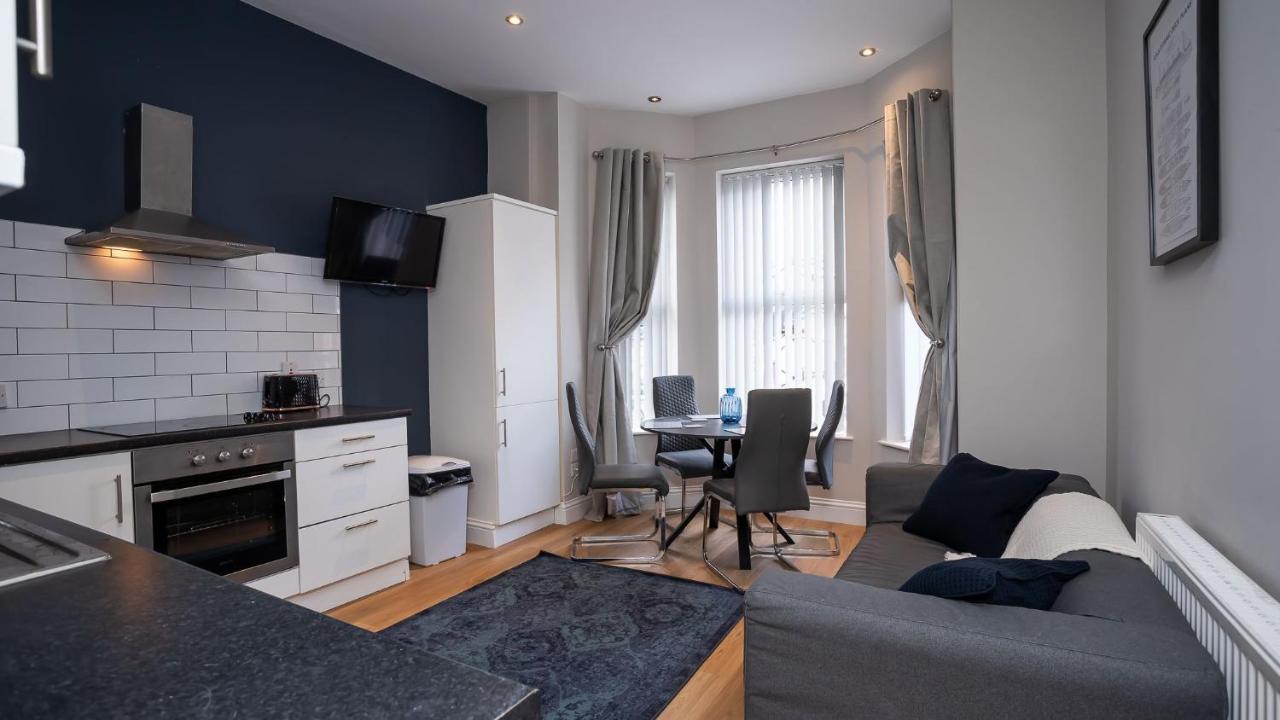 2 Bdr & 1 Bdr Apartments At Queens Uni By Belfast City Breaks Dış mekan fotoğraf