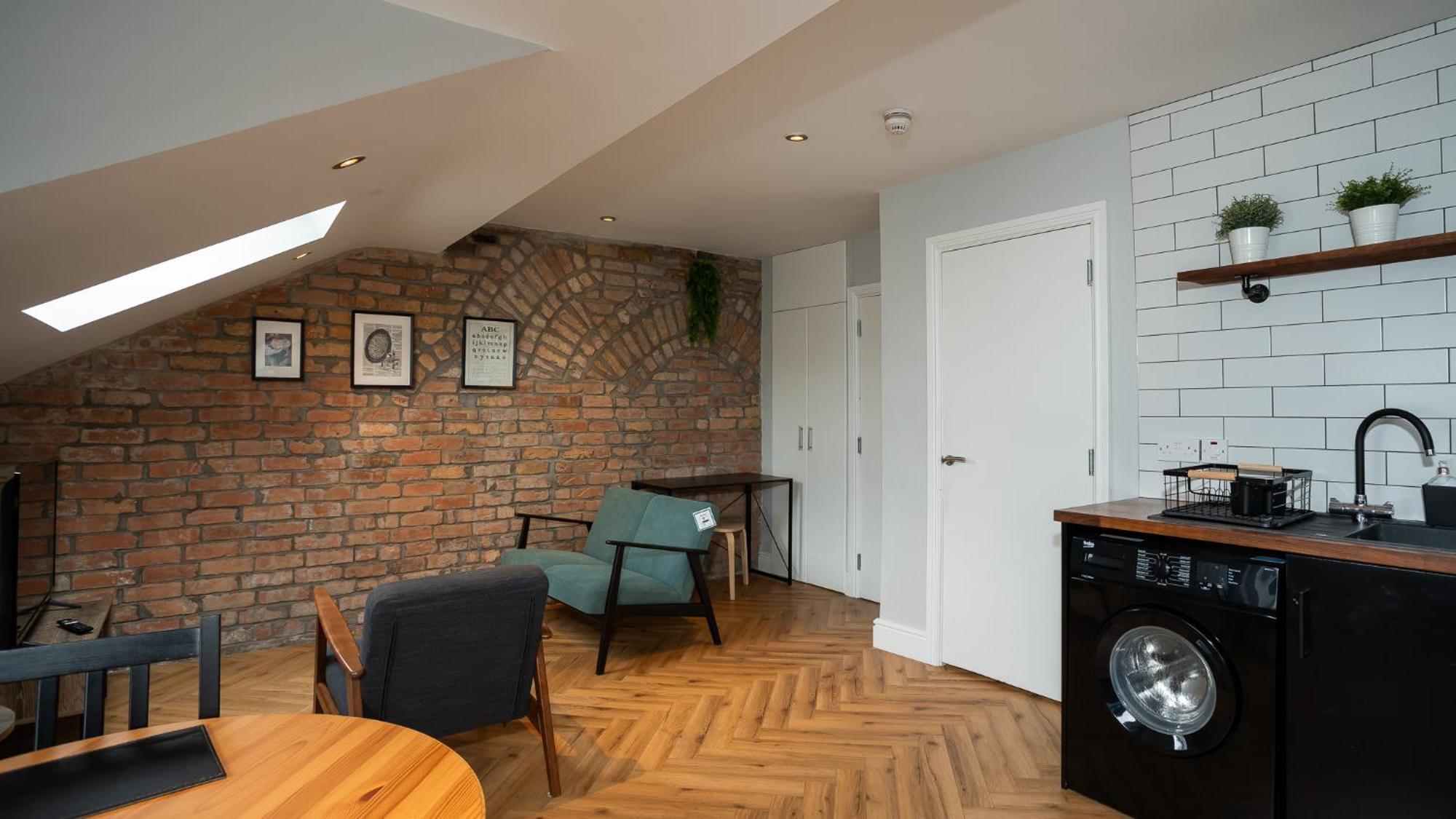 2 Bdr & 1 Bdr Apartments At Queens Uni By Belfast City Breaks Oda fotoğraf